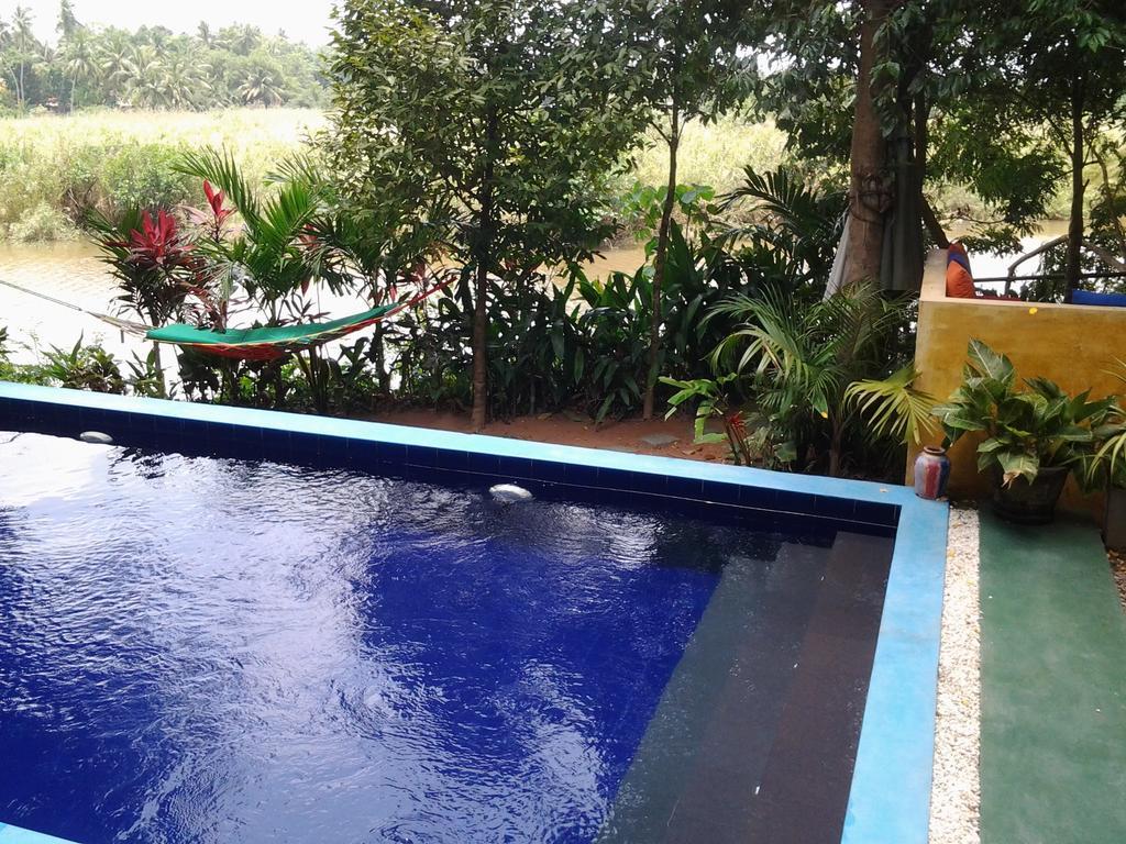 Randoni Villa Raddoluwa Exterior photo
