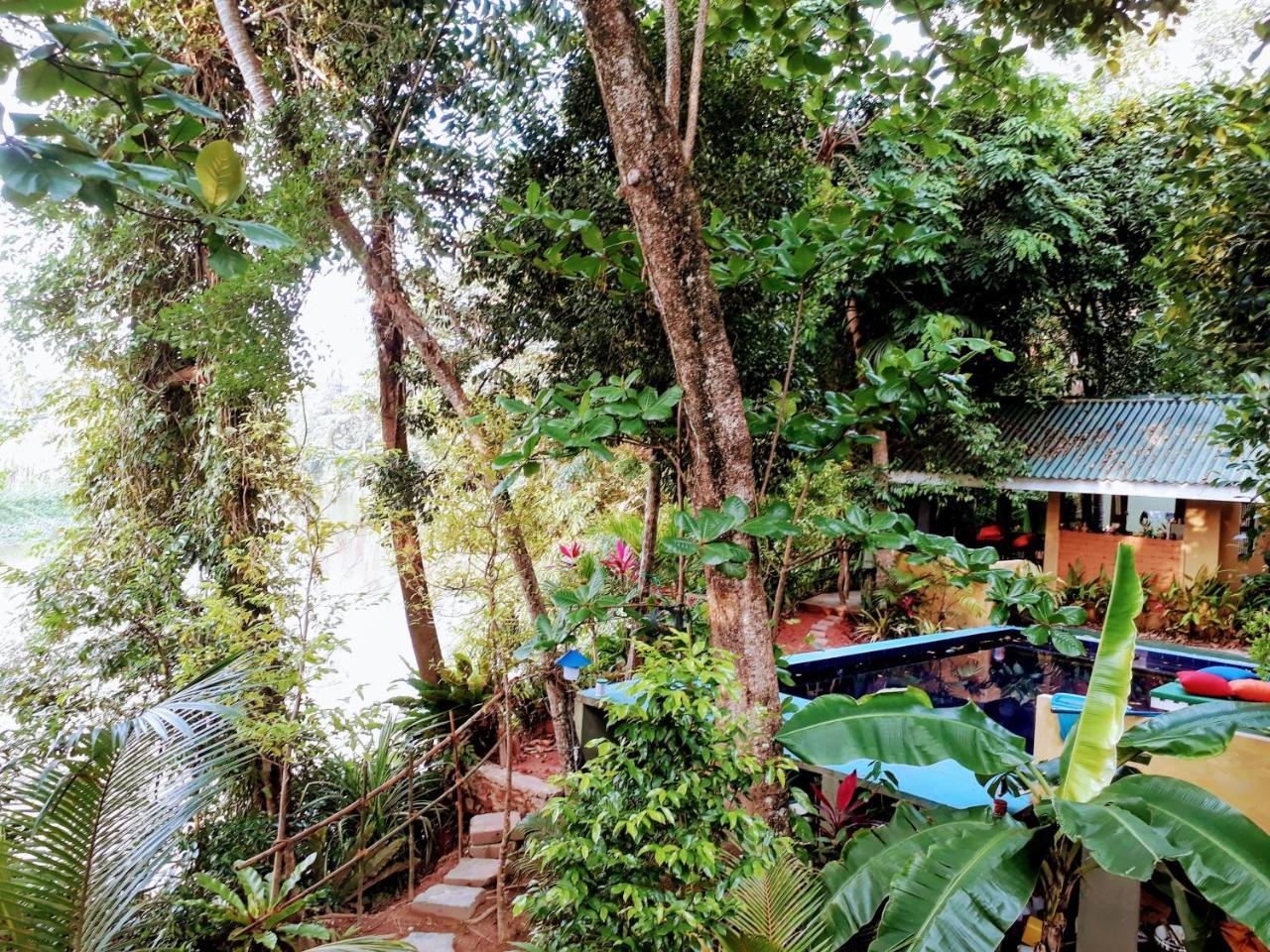 Randoni Villa Raddoluwa Exterior photo